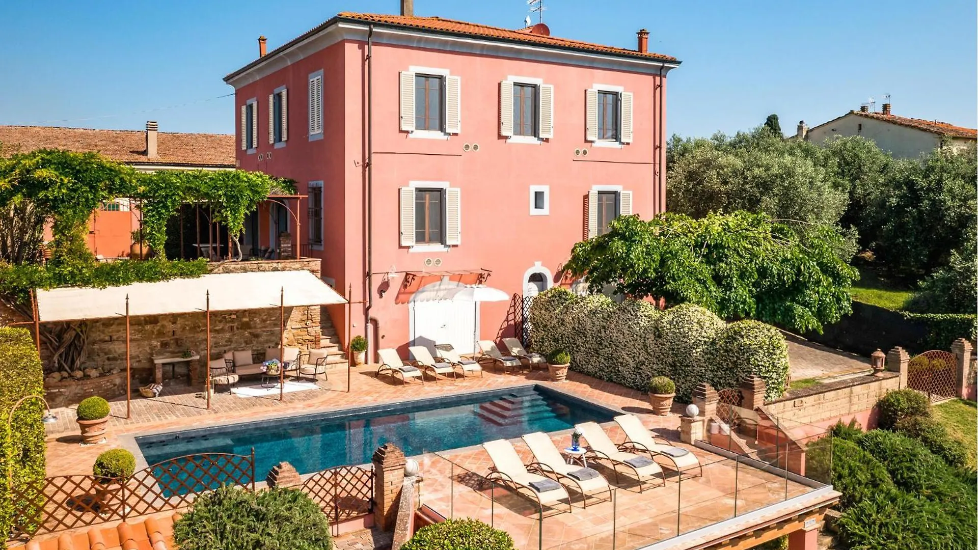 Gorgeous Home In Fabbrica With Jacuzzi Molino Mazzetti